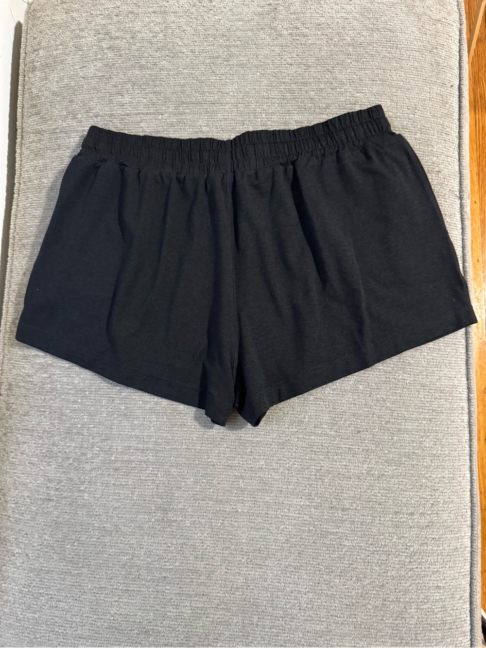 Vuori Black Athletic Drawstring Shorts - Picture 2 of 4
